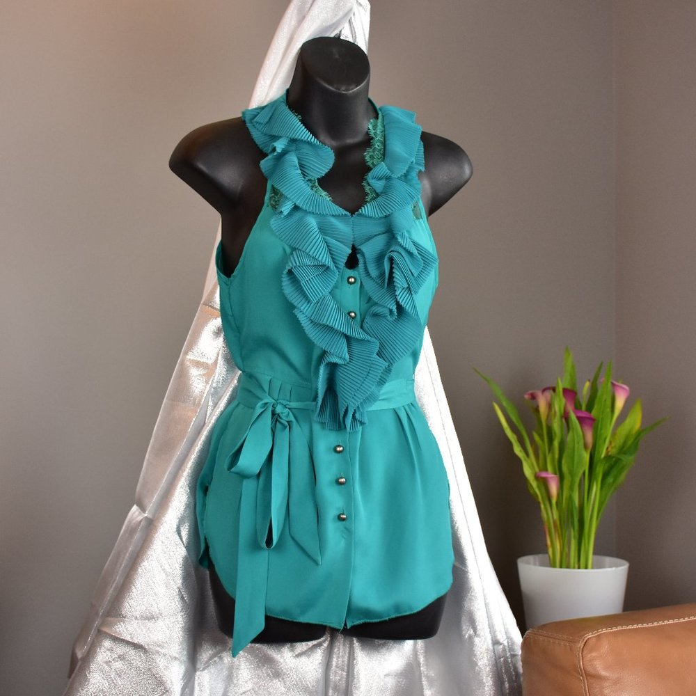 Akira Green Sleeveless Chiffon and Lace Blouse